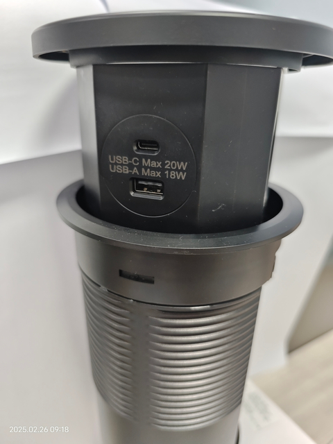 EU popup IP65 TypeA TypeC black wireless charging lifting socket