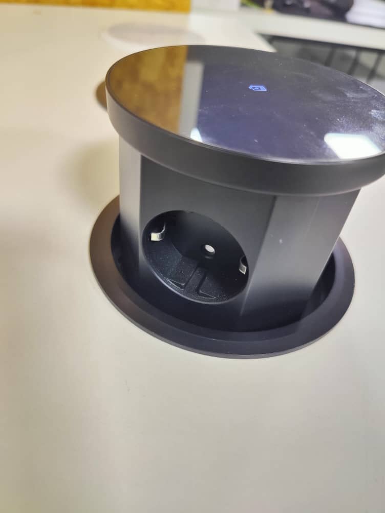 EU POPUP SOCKET
